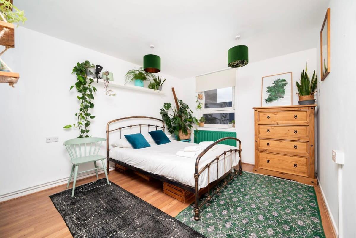 Appartement Cozy 1-bedroom Oasis With Balcony In London's Heart Londres